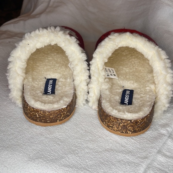 Lands' End Women's Felt Scuff Slippers Embroidered Soft Sherpa Lined sz 7 - Picture 4 of 12